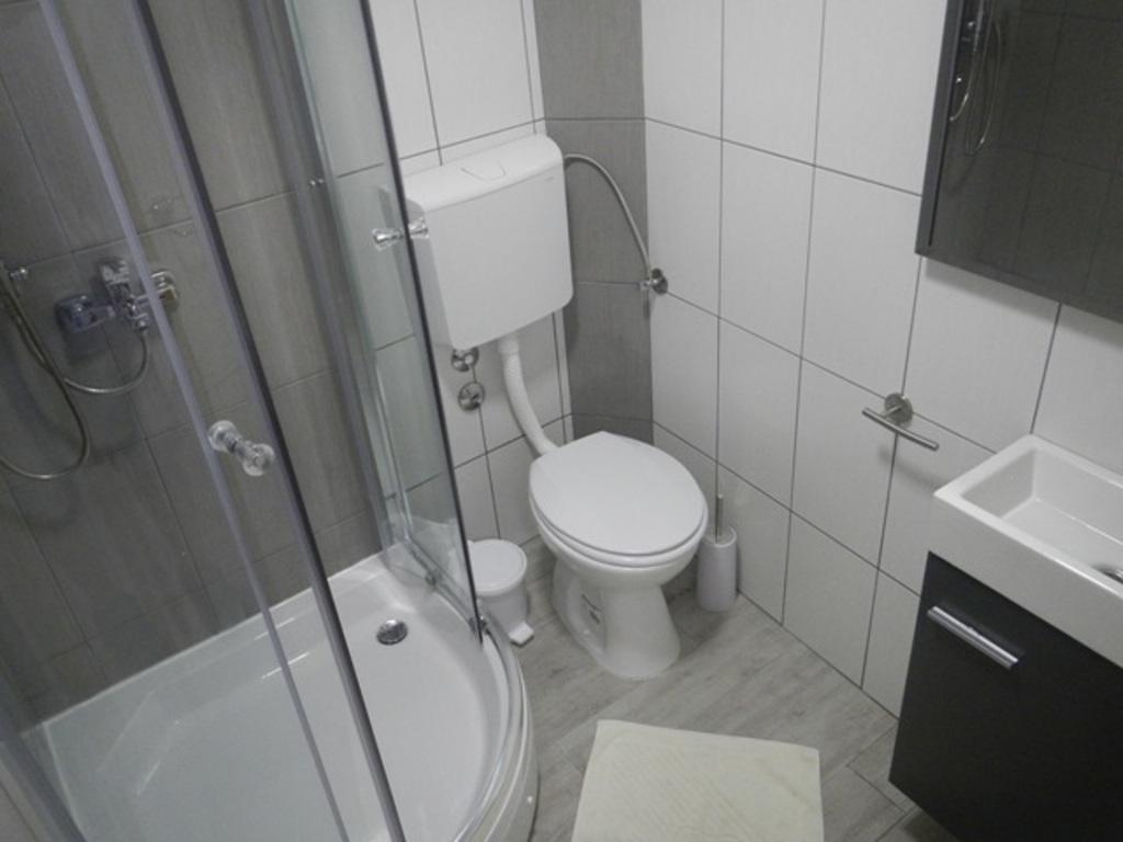 Apartments Valter Тисно Екстер'єр фото