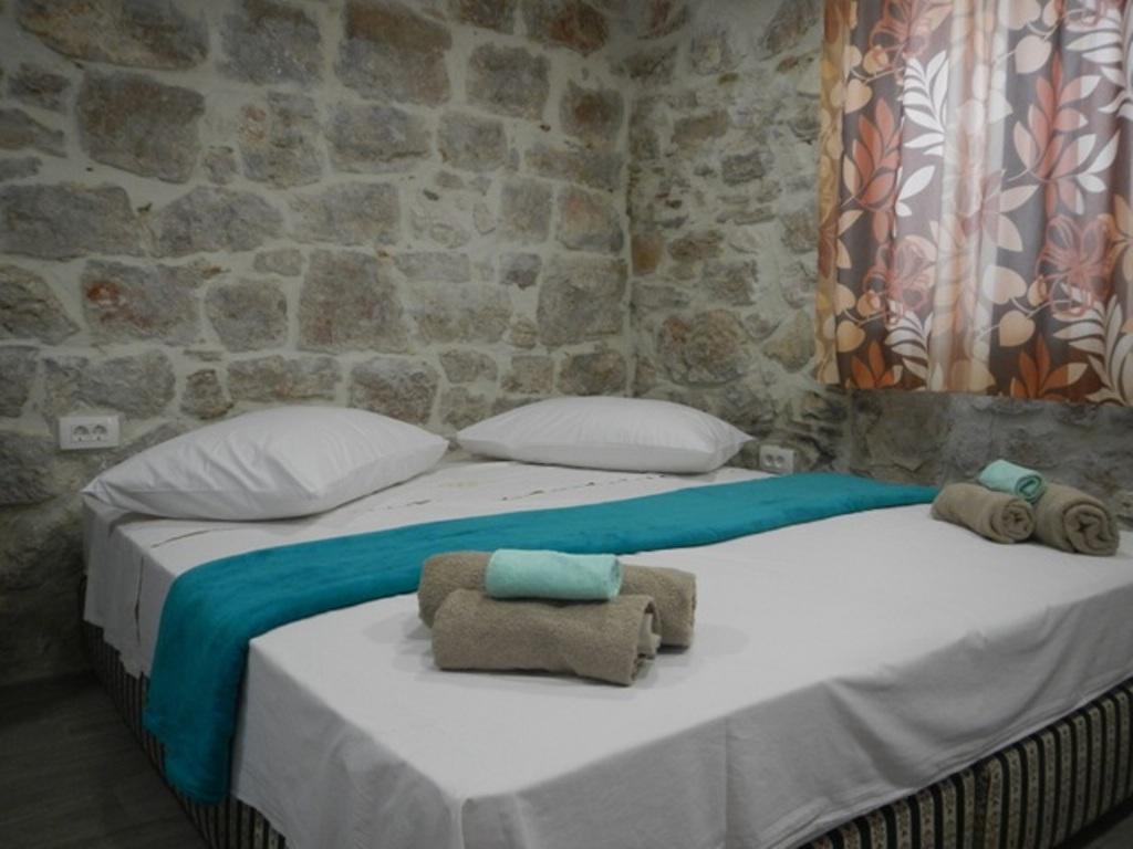 Apartments Valter Тисно Екстер'єр фото