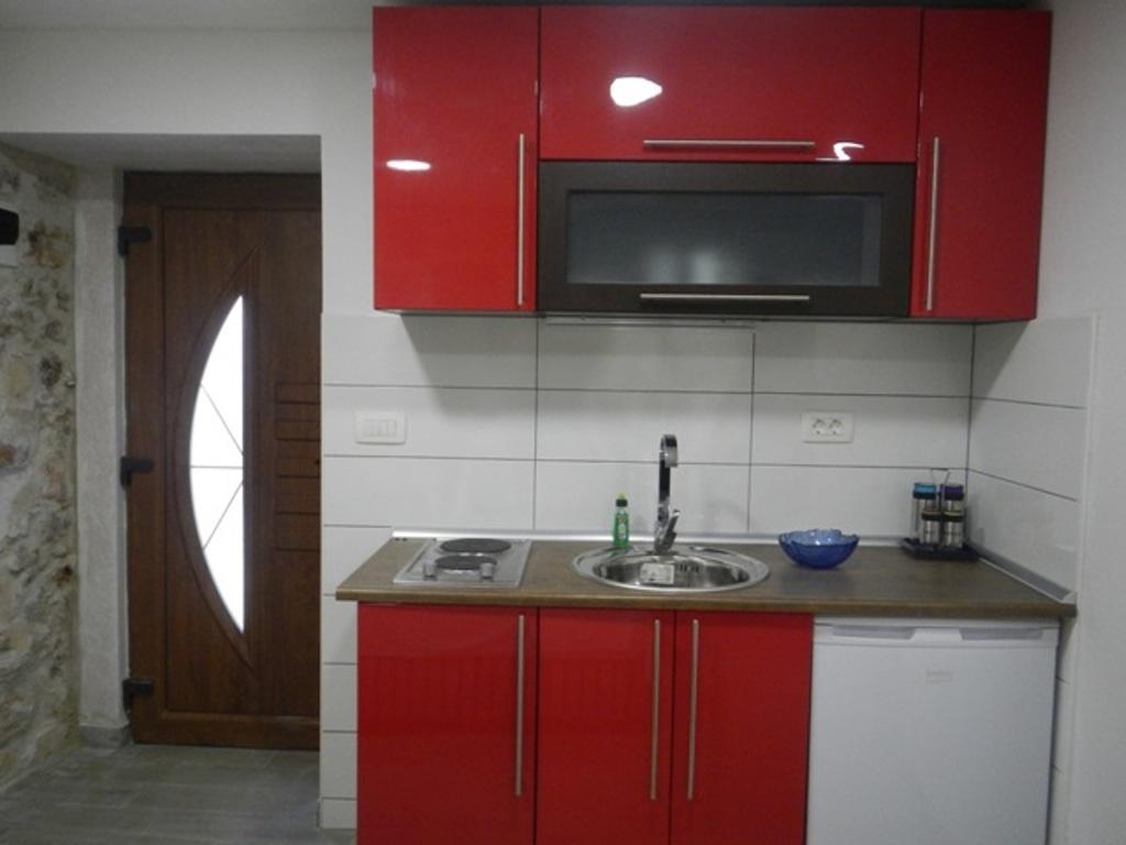 Apartments Valter Тисно Екстер'єр фото